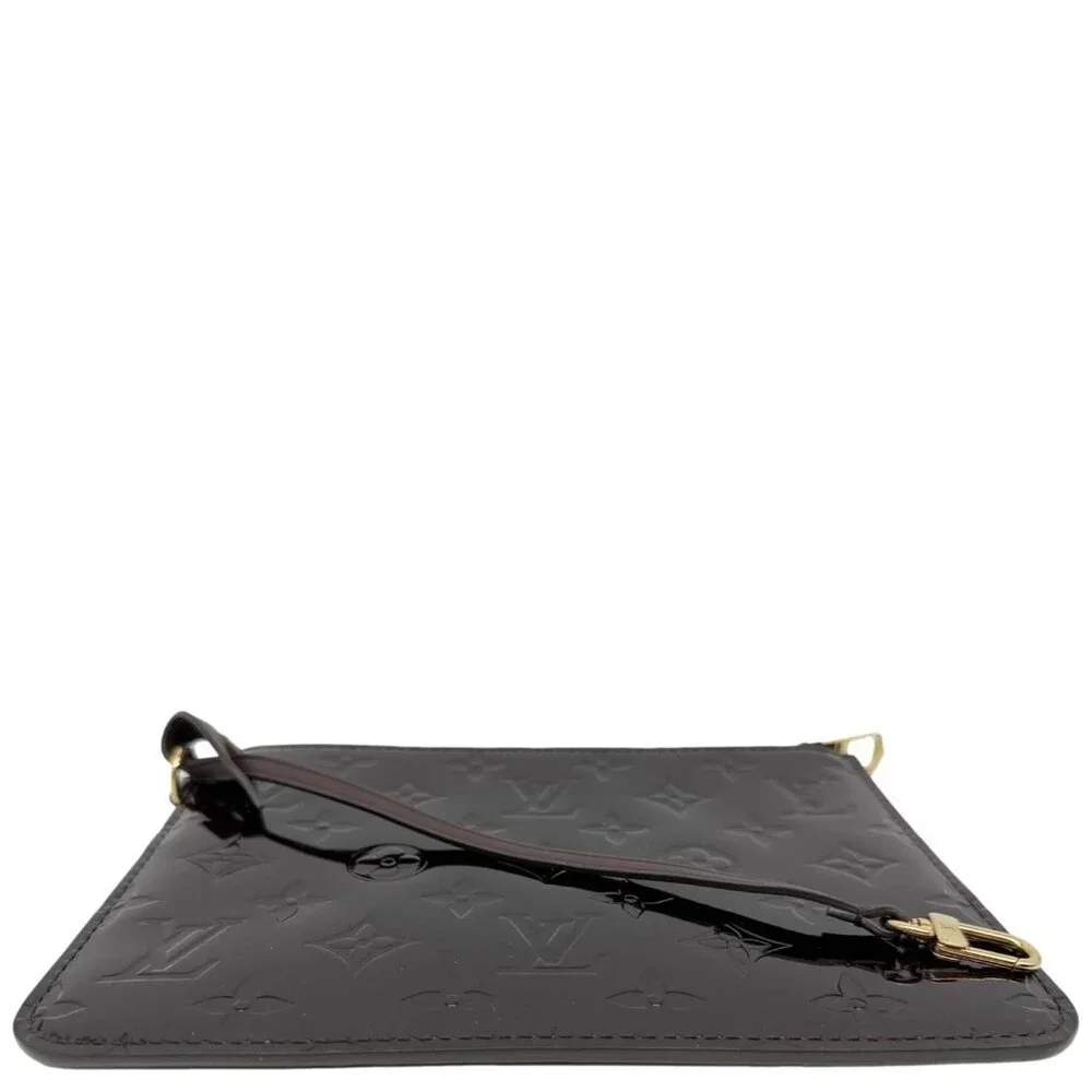 Louis Vuitton  Monogram Vernis Wristlet Amarante - Picture 8 of 11